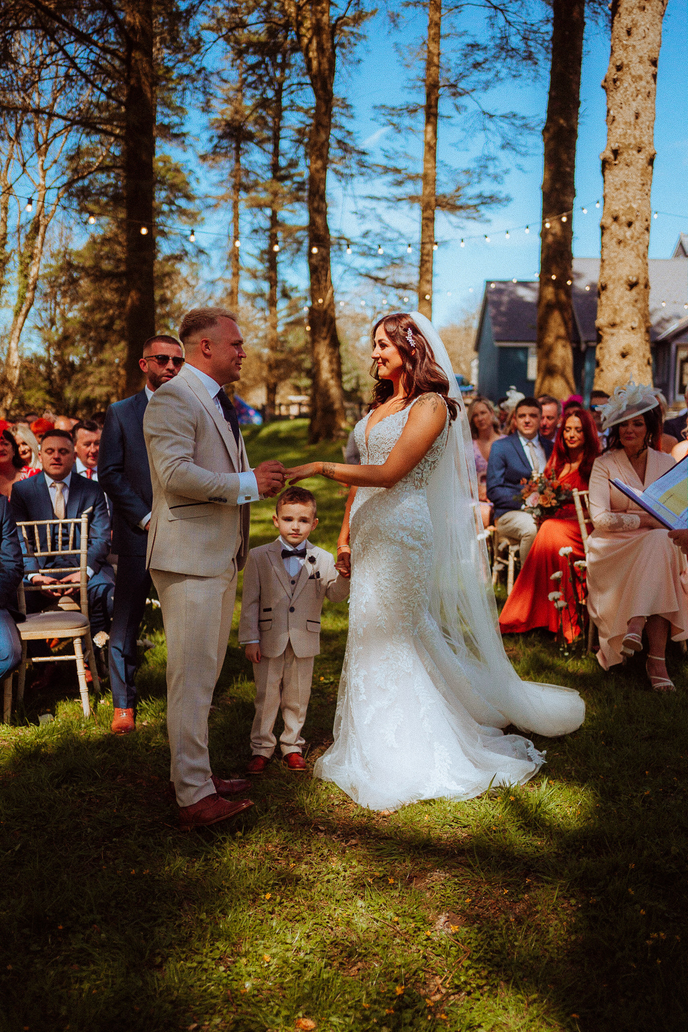 CHARLOTTE REMI GELLIFAWR WOODLAND RETREAT WEDDING PHOTOGRAPHY 008 CHARLOTTE REMI GELLIFAWR WOODLAND RETREAT WEDDING PHOTOGRAPHY 008
